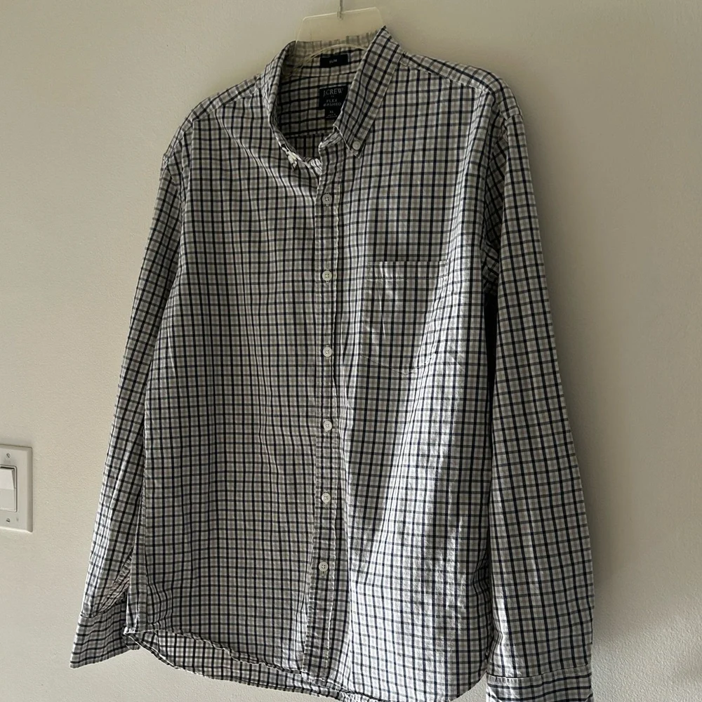 J. CREW Men's White and Blue Checkered Shirt